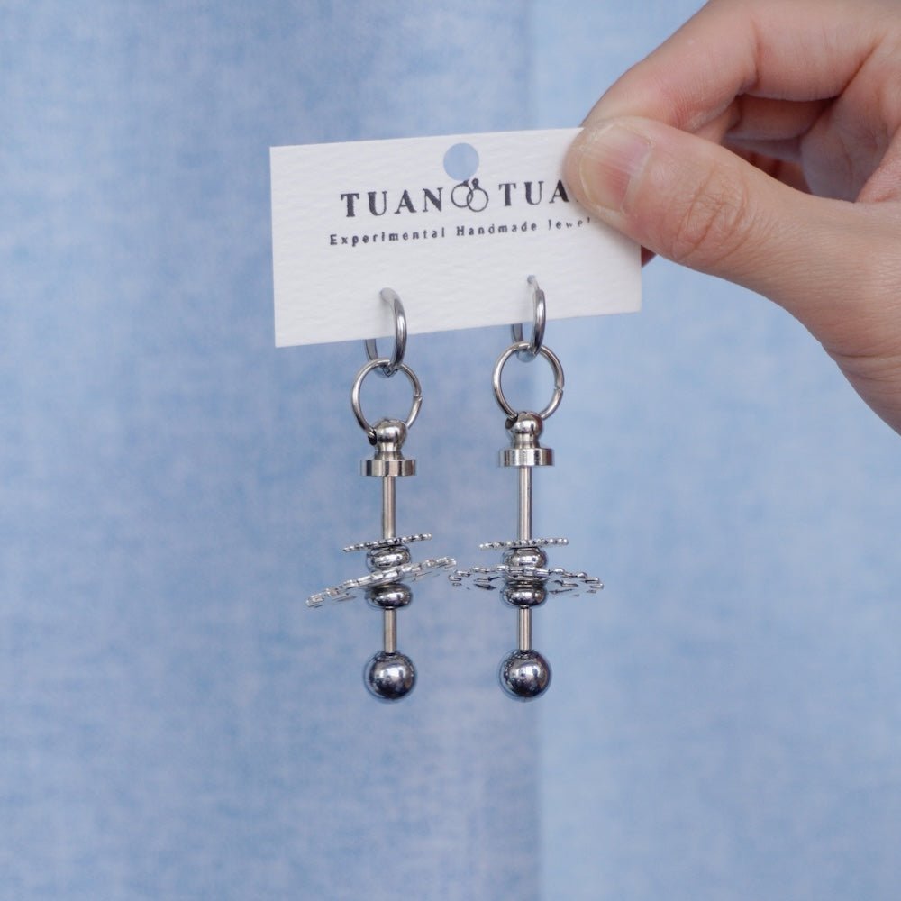 Industrial-Style Dangle Earrings—Eye-Catching Silver Statement Earrings - futuristic jewelry - TUAN TUAN