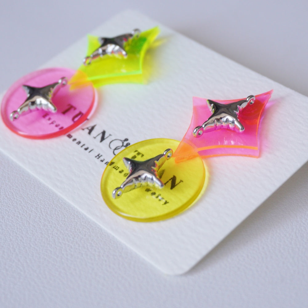 Fluorescent Pink & Yellow Starburst Earrings – Fluorescent Kawaii Handcrafted Jewelry