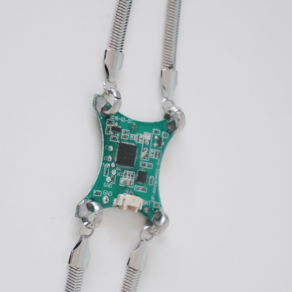 Futuristic Alien-Inspired Circuit Choker- Recycling of Waste Circuit Boards - futuristic jewelry - TUAN TUAN