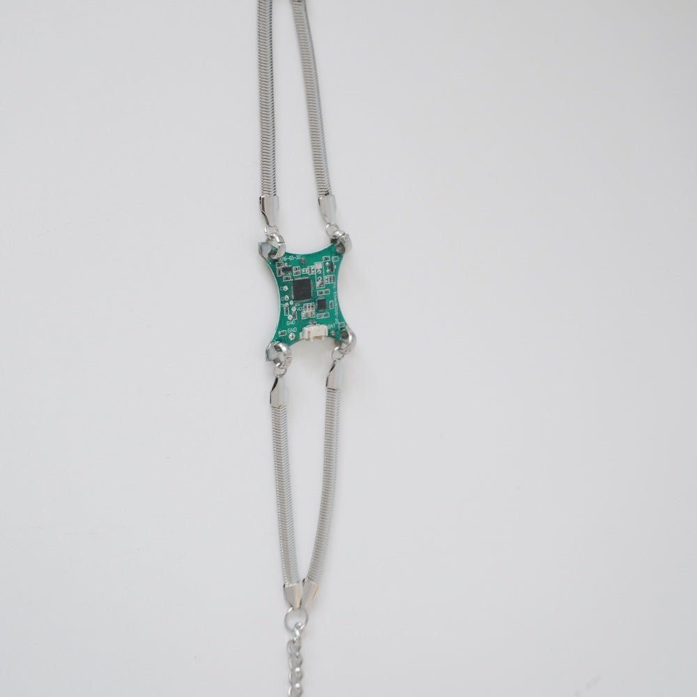 Futuristic Alien-Inspired Circuit Choker- Recycling of Waste Circuit Boards - futuristic jewelry - TUAN TUAN