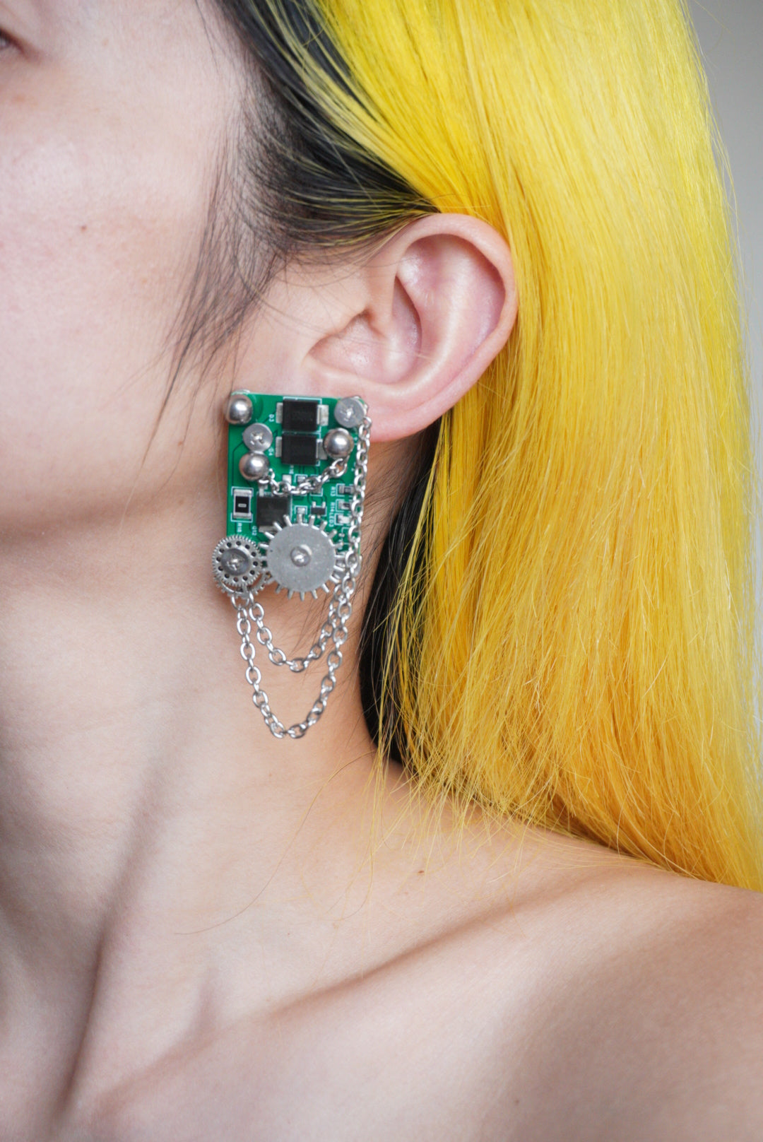 DZE004 Cyberpunk Gear Tassel Circuit Board Earrings (Stainless Steel Studs)